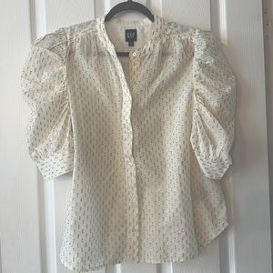 Gap puff sleeved blouse. Worn once. Size L